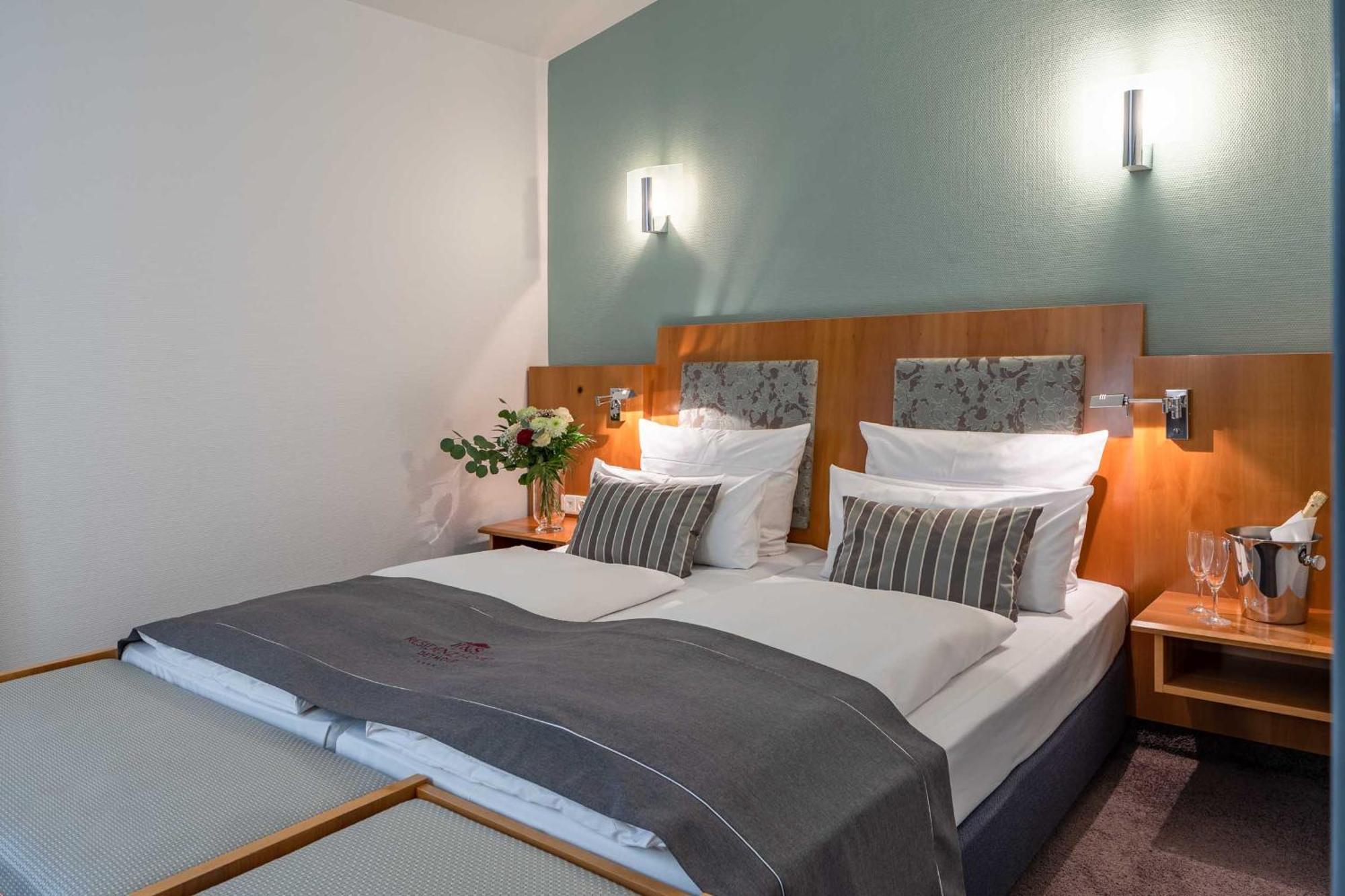 Residenz Hotel デトモルト エクステリア 写真